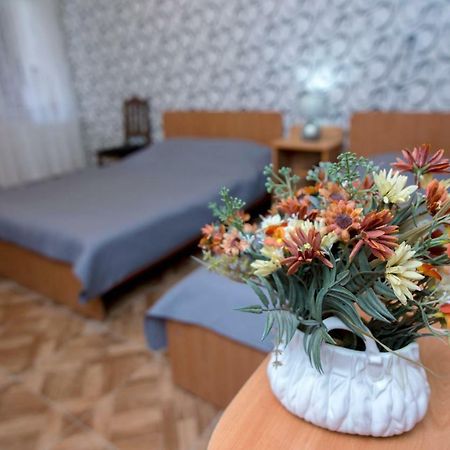 Paata'S Guesthouse Borjomi Exterior photo