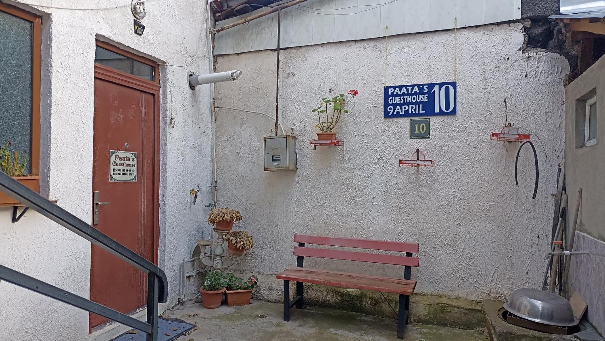 Paata'S Guesthouse Borjomi Exterior photo